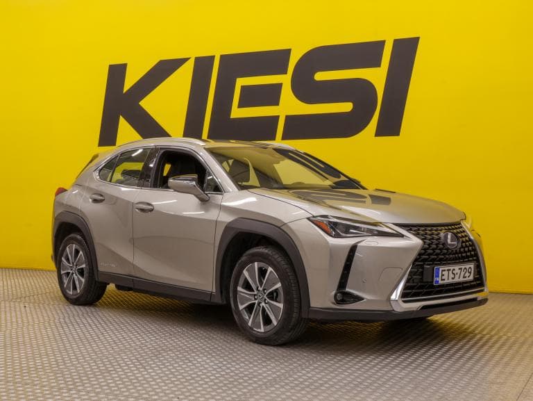 Lexus UX 2021