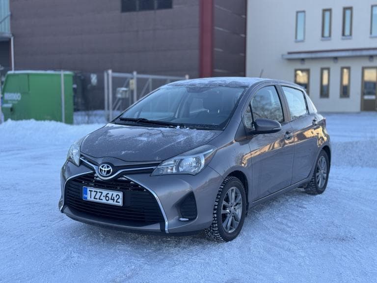 Toyota Yaris 2015