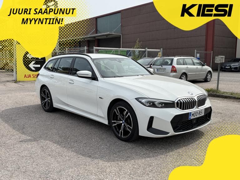 BMW 330 2023