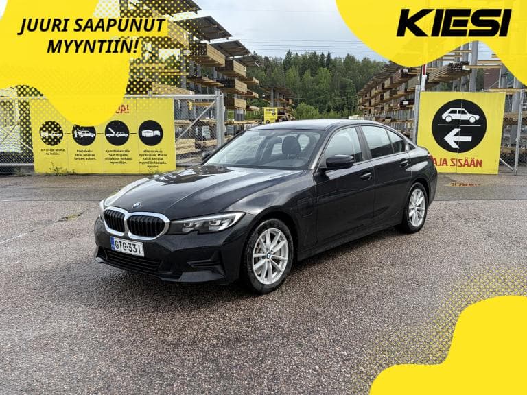 BMW 330 2020