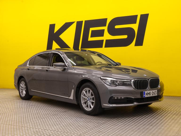 BMW 740 2017