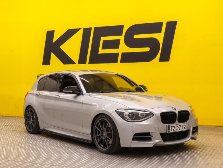 BMW M135i 2013