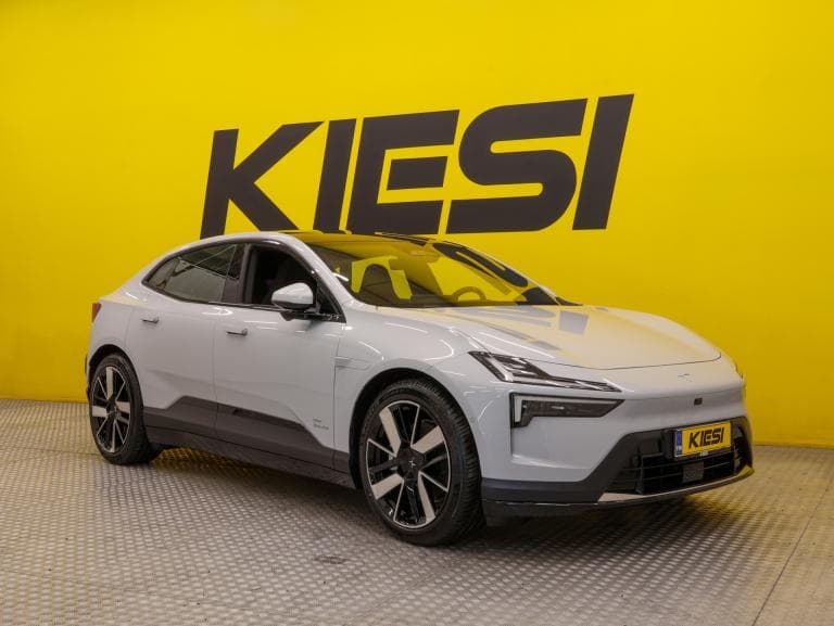 Polestar 4 2025