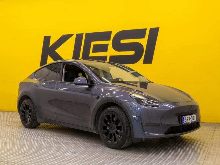 Tesla Model Y 2022